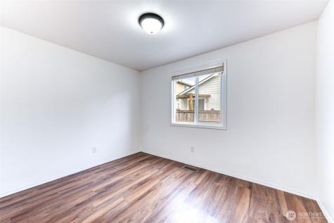 15010 45th Drive NE Marysville WA 98271