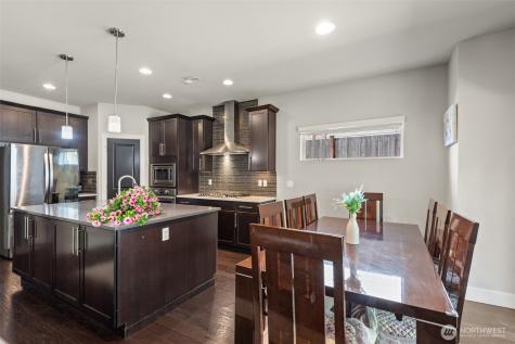 1407 184th Street SW Lynnwood WA 98037