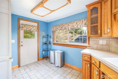 4121 N 18th Street Tacoma WA 98406