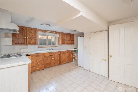 4121 N 18th Street Tacoma WA 98406