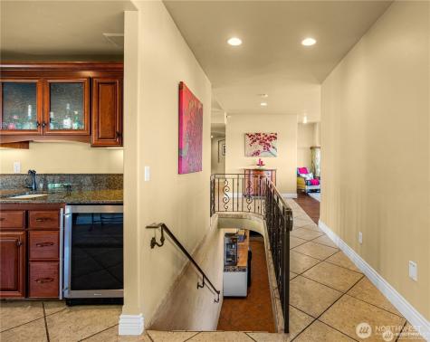 4702 Browns Point Boulevard NE Tacoma WA 98422