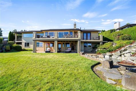 4702 Browns Point Boulevard NE Tacoma WA 98422