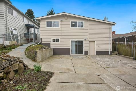 7226 33rd Avenue S Seattle WA 98118