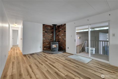 5814 79th Street Court E Puyallup WA 98371