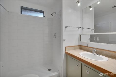 5814 79th Street Court E Puyallup WA 98371