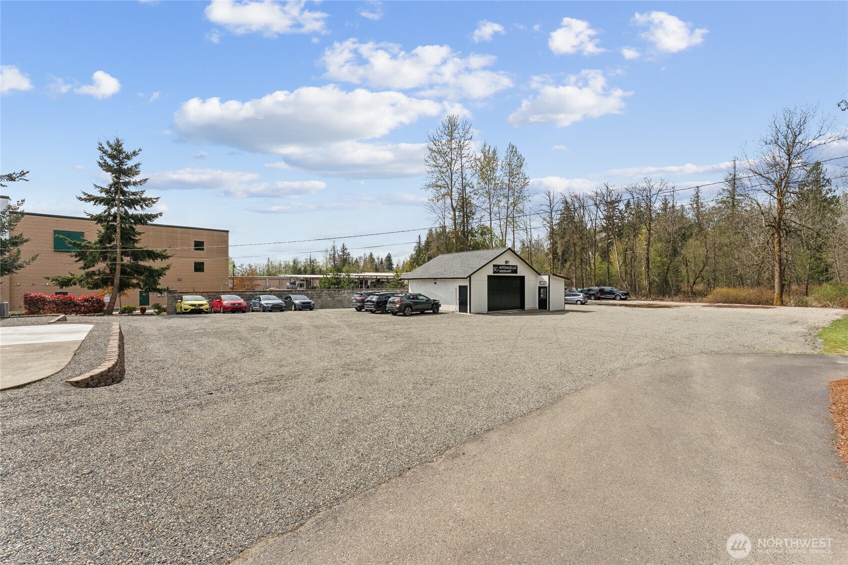 15422 Canyon Road E Puyallup WA 98375