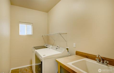 5709 119th Place NE Marysville WA 98271