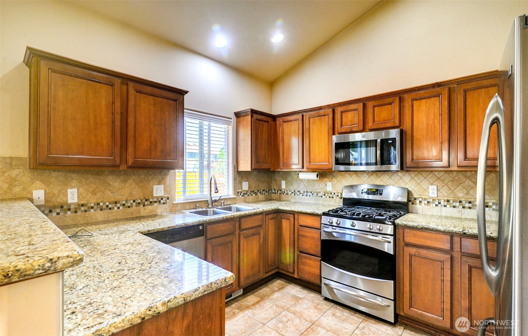 5709 119th Place NE Marysville WA 98271