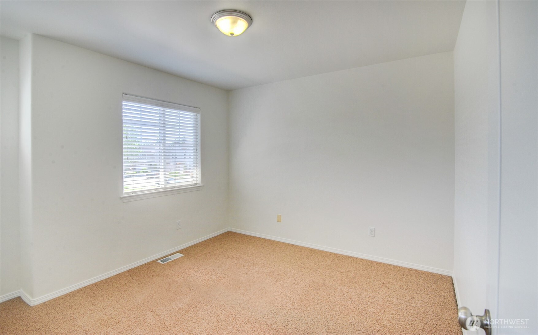 5709 119th Place NE Marysville WA 98271