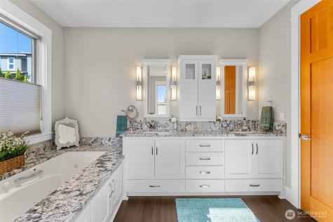 3203 NW 130th Street Vancouver WA 98685