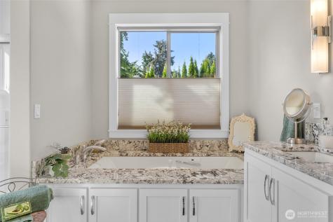 3203 NW 130th Street Vancouver WA 98685