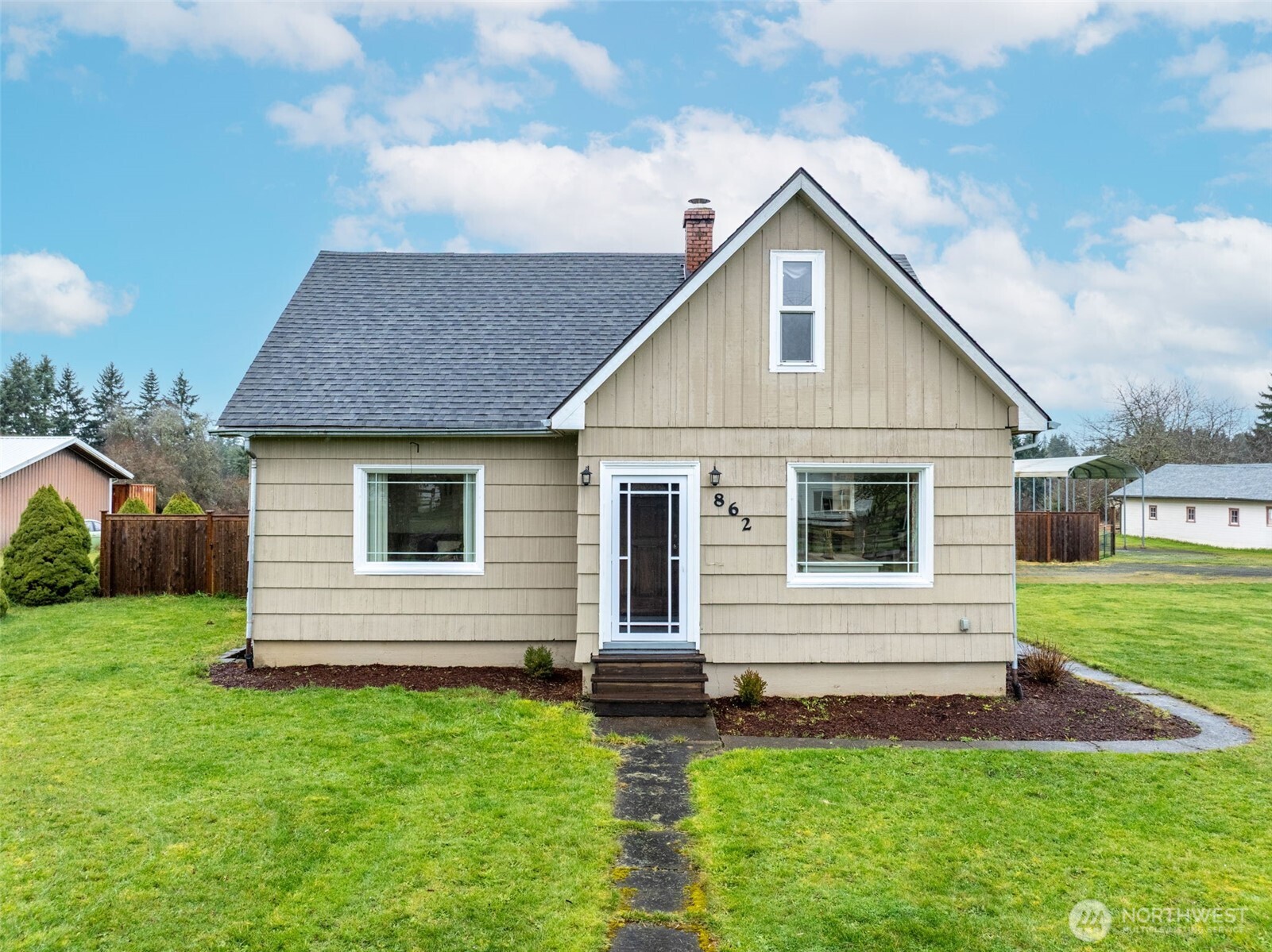 862 King Road Winlock WA 98596