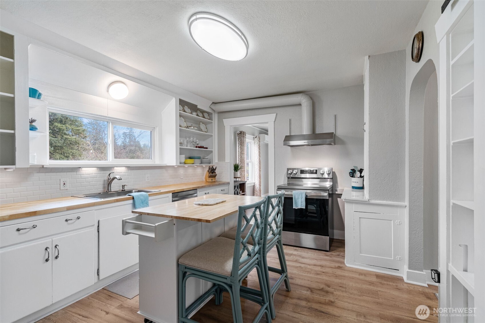 862 King Road Winlock WA 98596