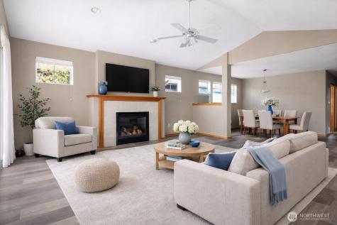 1611 SW Vanguard Street Oak Harbor WA 98277