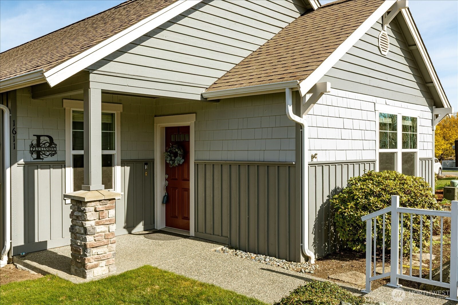 1611 SW Vanguard Street Oak Harbor WA 98277