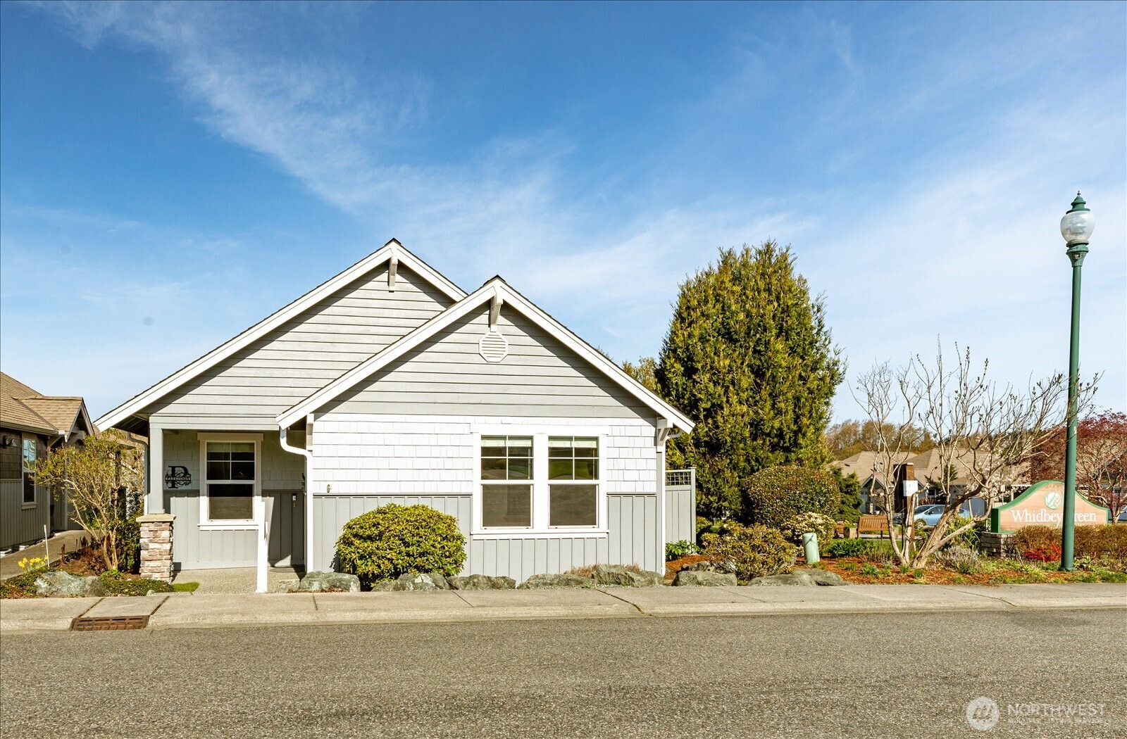 1611 SW Vanguard Street Oak Harbor WA 98277