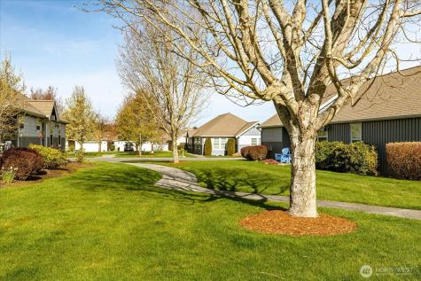 1611 SW Vanguard Street Oak Harbor WA 98277