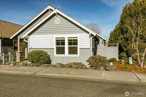 1611 SW Vanguard Street Oak Harbor WA 98277