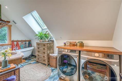 653 Cedar Hill Road Orcas Island WA 98245