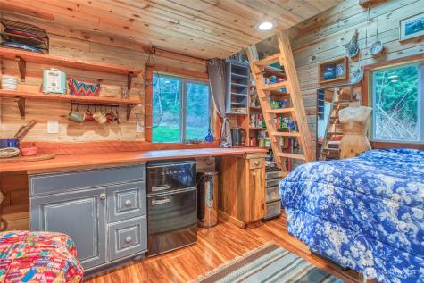 653 Cedar Hill Road Orcas Island WA 98245