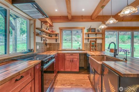 653 Cedar Hill Road Orcas Island WA 98245
