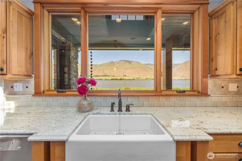 13531 Us Highway 2 East Wenatchee WA 98802