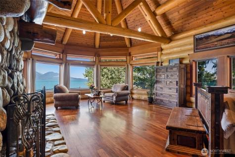 14594 NW Tree Top Lane Seabeck WA 98380