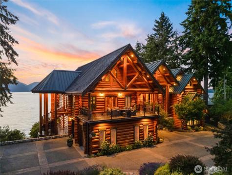14594 NW Tree Top Lane Seabeck WA 98380