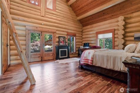 14594 NW Tree Top Lane Seabeck WA 98380