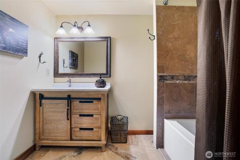 14594 NW Tree Top Lane Seabeck WA 98380