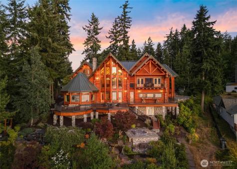 14594 NW Tree Top Lane Seabeck WA 98380