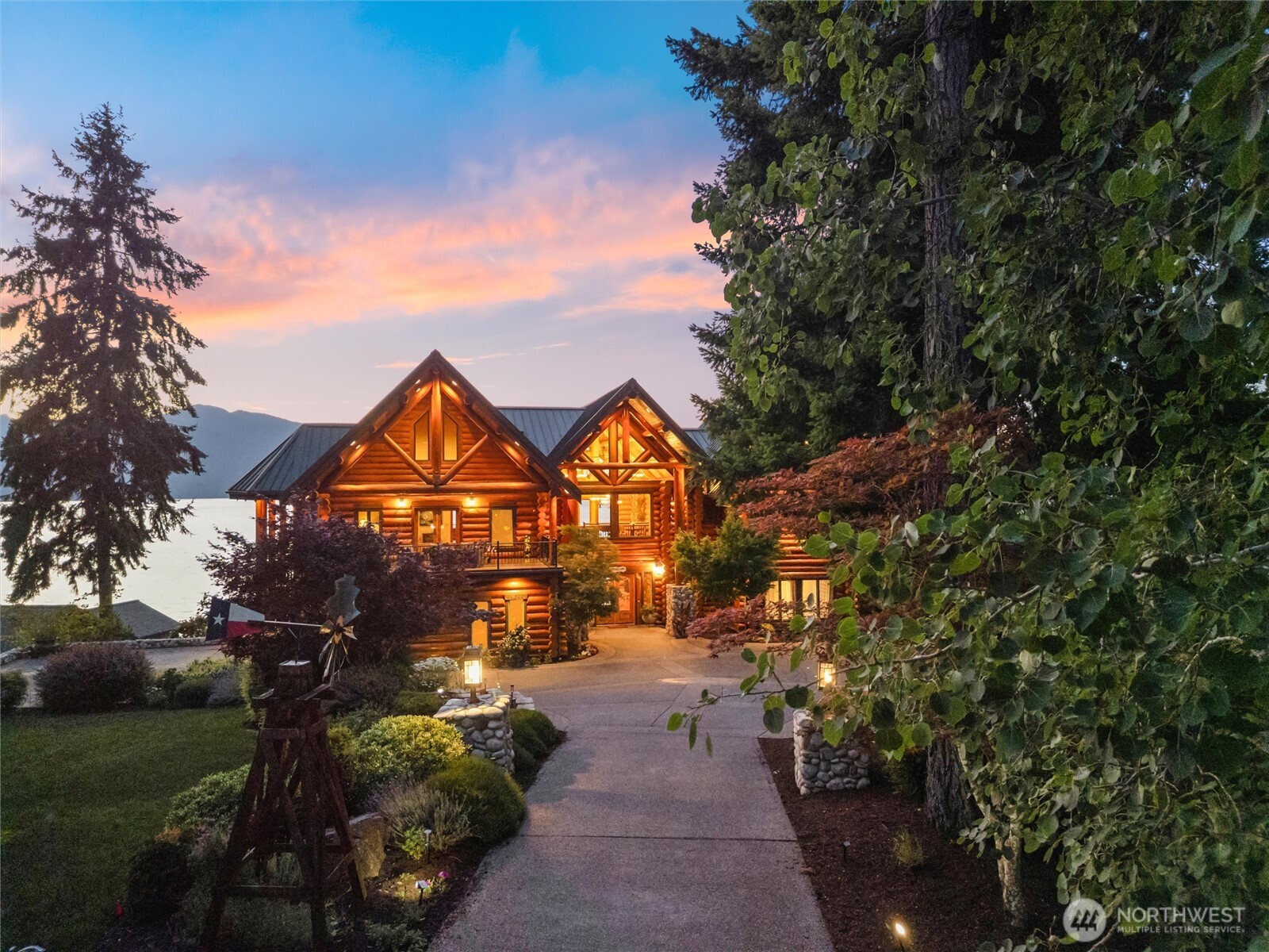 14594 NW Tree Top Lane Seabeck WA 98380