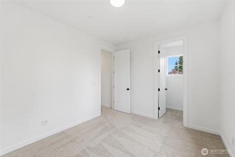 28020 243rd Avenue SE Maple Valley WA 98038
