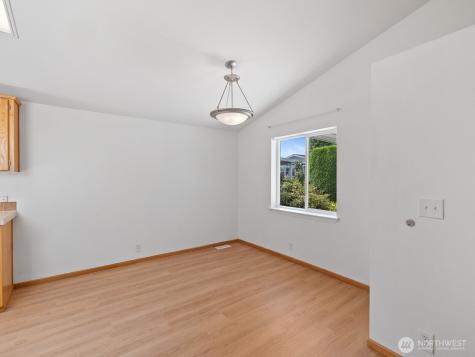 23825 15th Avenue SE Bothell WA 98021