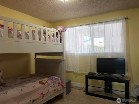 1008 S 80th Street Tacoma WA 98408