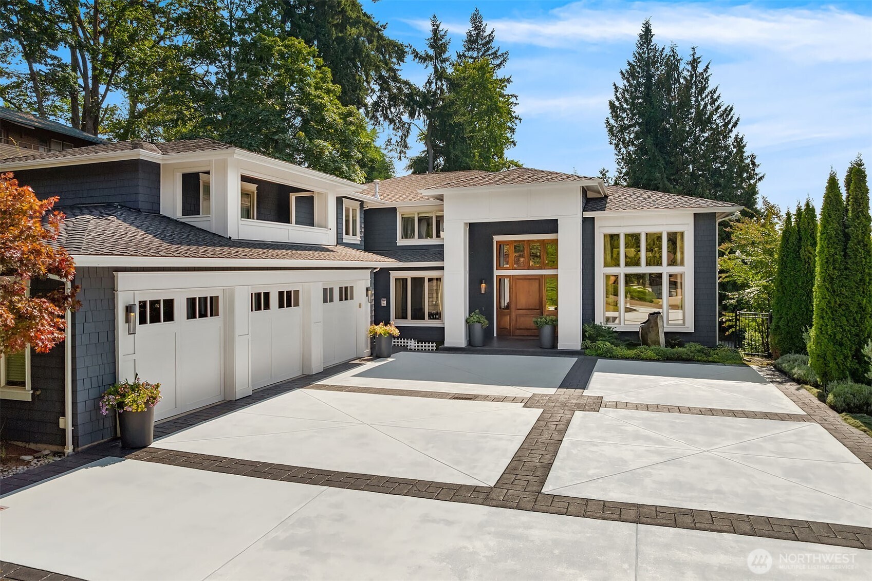 8617 NE 20th Street Clyde Hill WA 98004