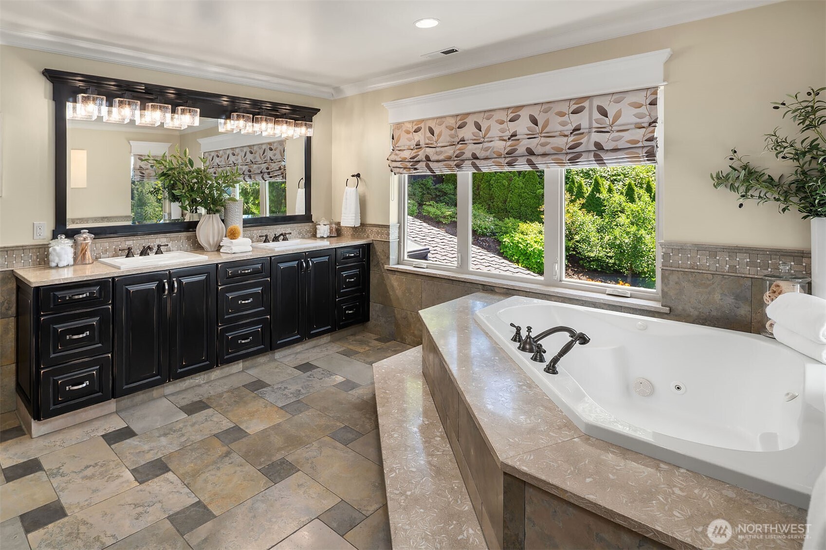 8617 NE 20th Street Clyde Hill WA 98004