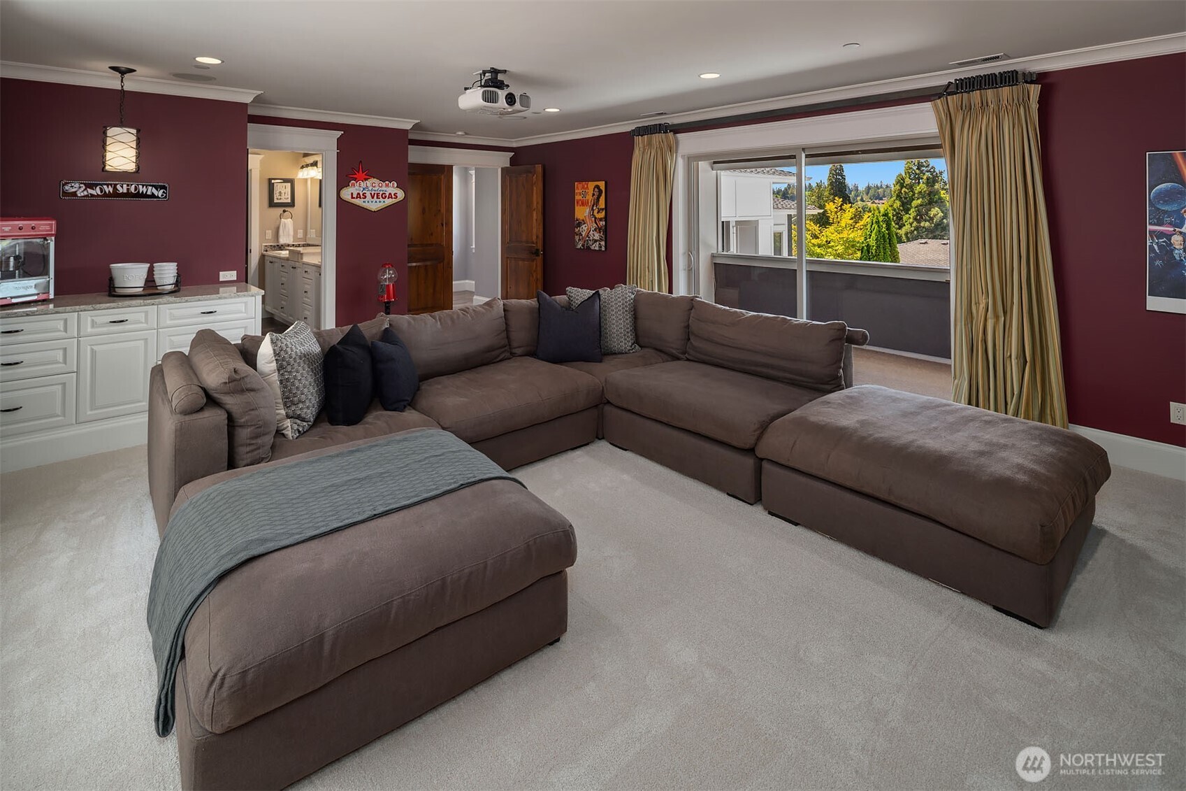 8617 NE 20th Street Clyde Hill WA 98004