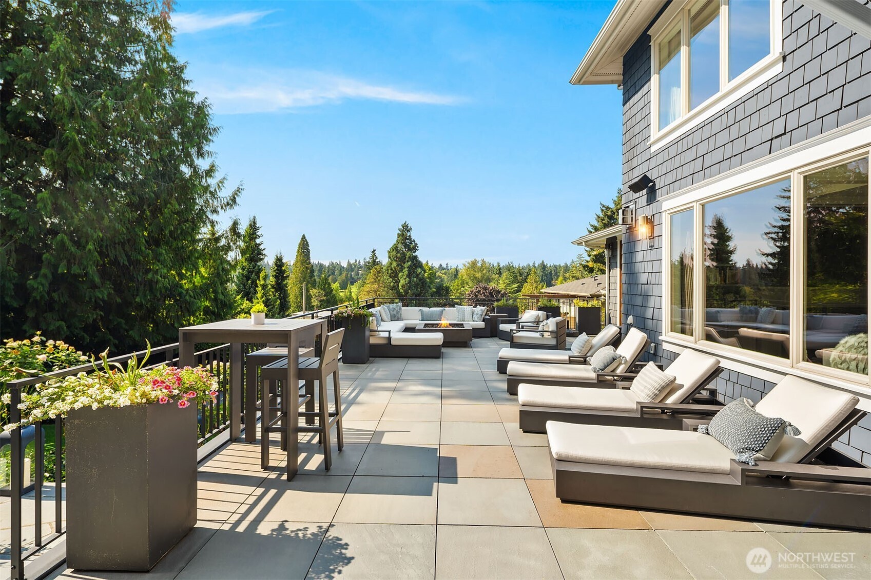 8617 NE 20th Street Clyde Hill WA 98004