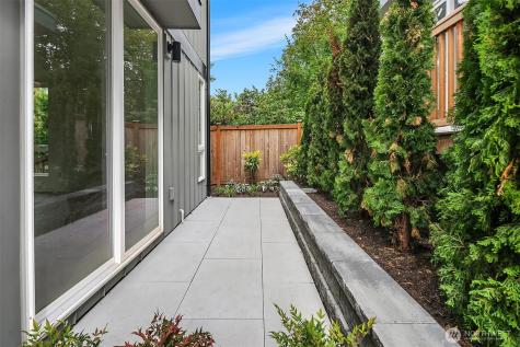 2028 NE 123rd Street Seattle WA 98125