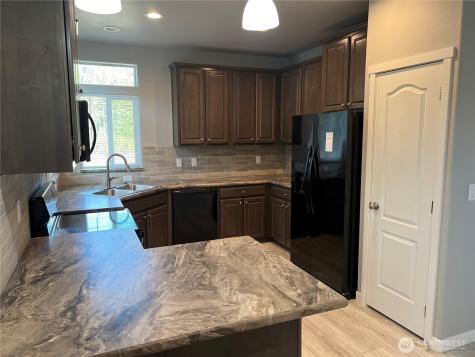 3371 SE Bielmeier Road Port Orchard WA 98367