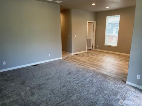 3371 SE Bielmeier Road Port Orchard WA 98367