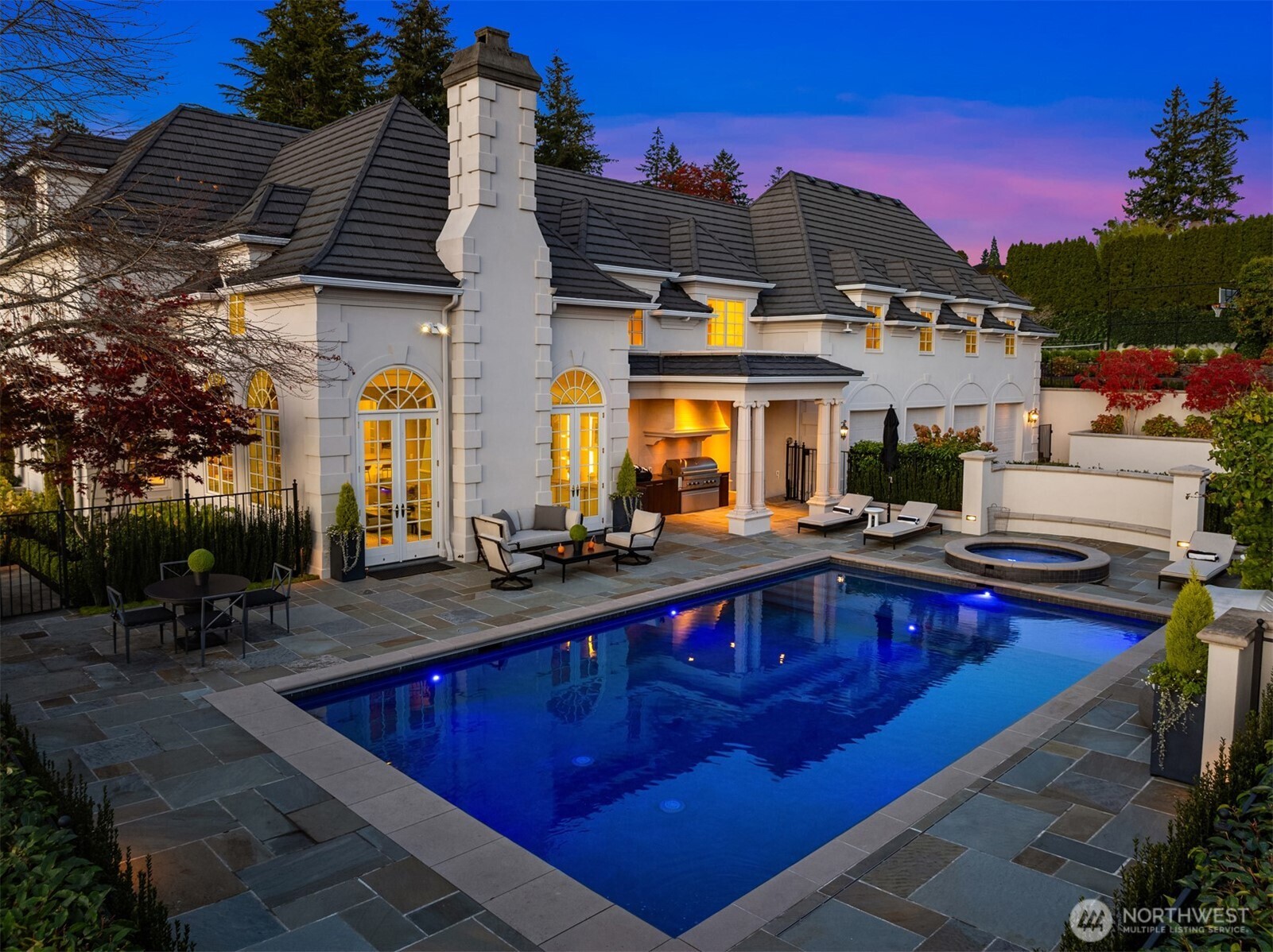 1750 92nd Avenue NE Clyde Hill WA 98004