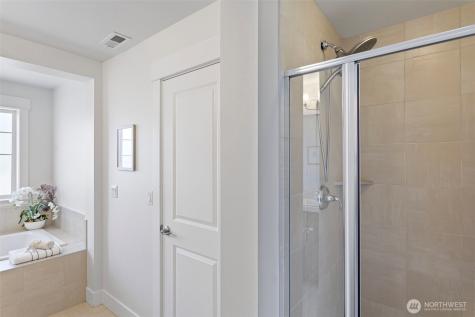 18521 46th Avenue SE Bothell WA 98012