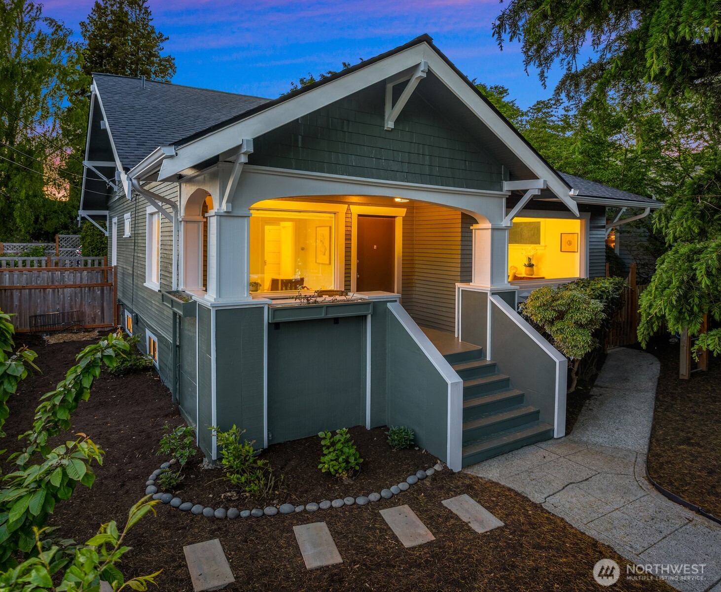 6903 32nd Avenue NW Seattle WA 98117