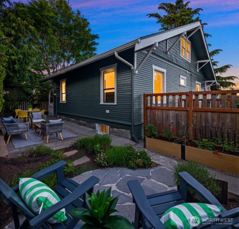 6903 32nd Avenue NW Seattle WA 98117