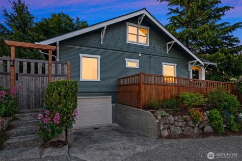6903 32nd Avenue NW Seattle WA 98117