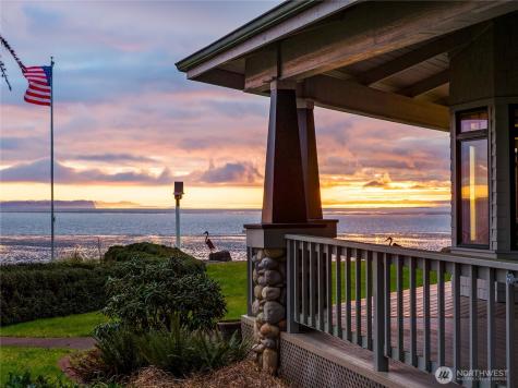 317 Captain Gray Court SE Ocean Shores WA 98569