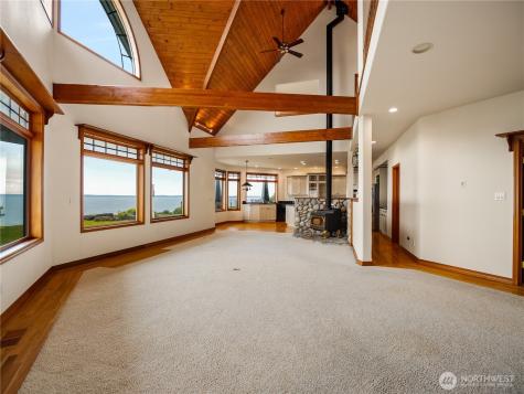 317 Captain Gray Court SE Ocean Shores WA 98569