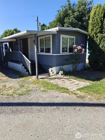 1720 Maple Lane Kent WA 98030